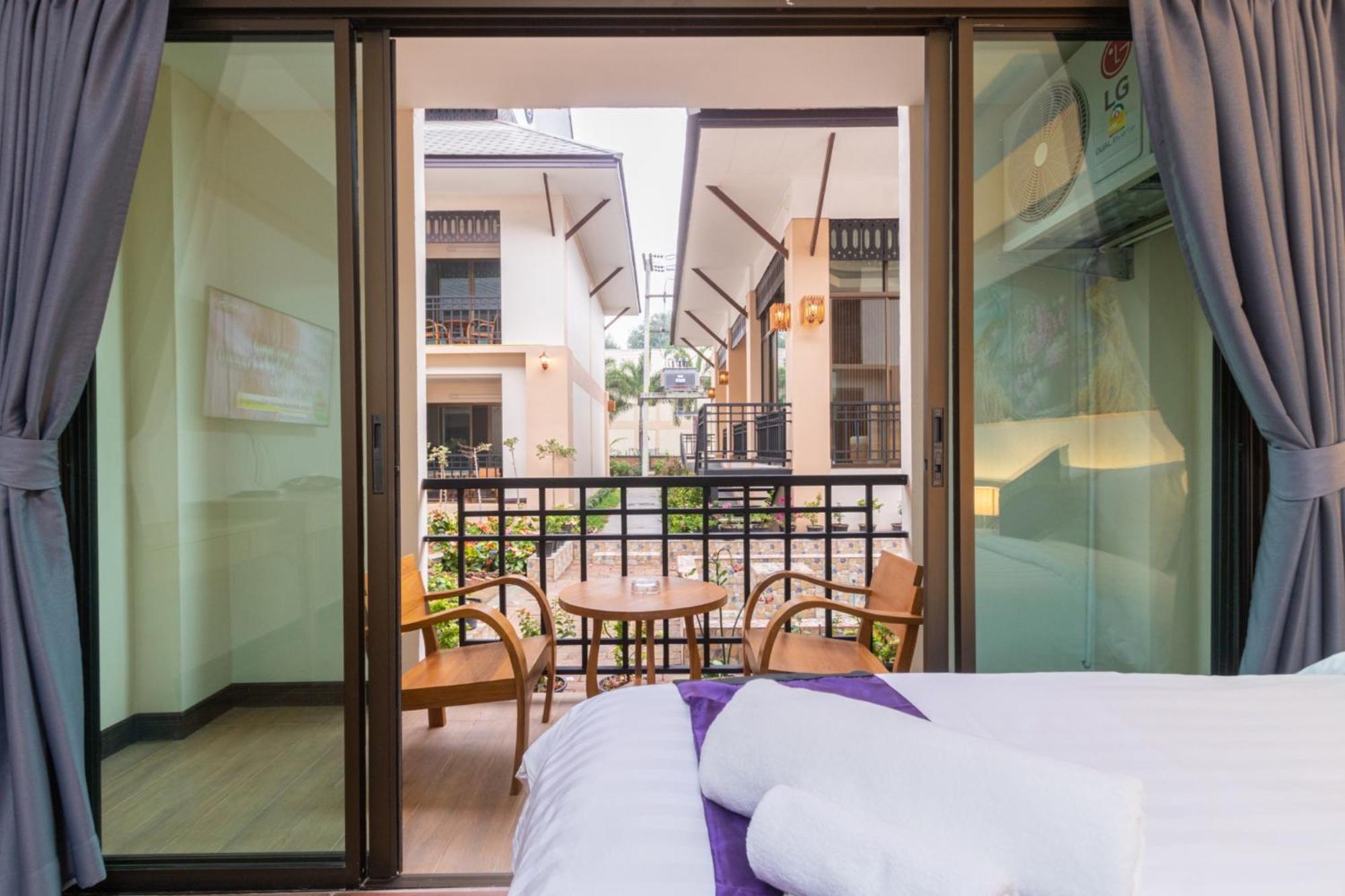 Peacock De Pai Hotel Exterior photo